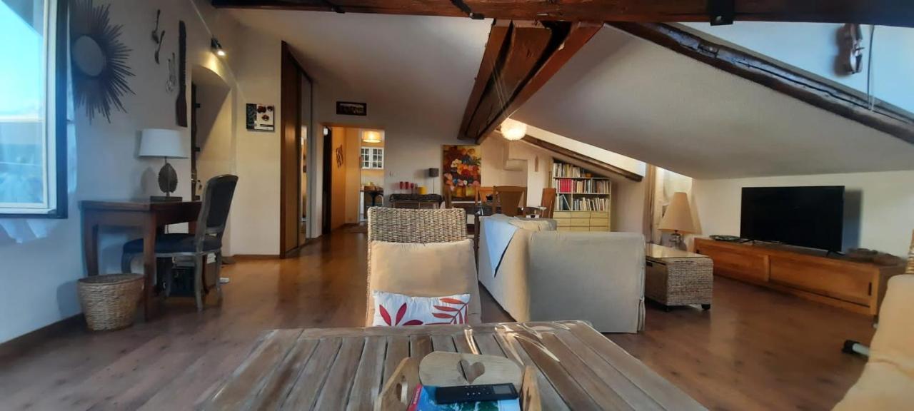 Cosy And Calm In Grenoble City Heart With Free And Large Parking Q-Park Chavant Ngoại thất bức ảnh
